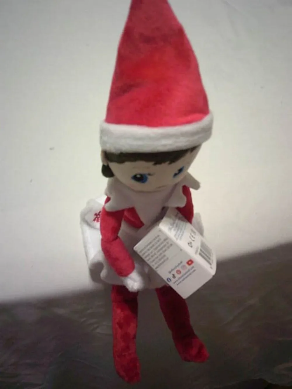 NEW ELF ON THE SHELF PLUSHEE PAL GIRL DOLL SNUGGLER 13.5